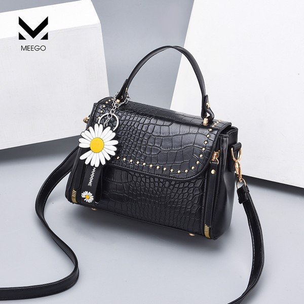 https://efashion.vn/wp-content/uploads/2018/11/1-210.jpg